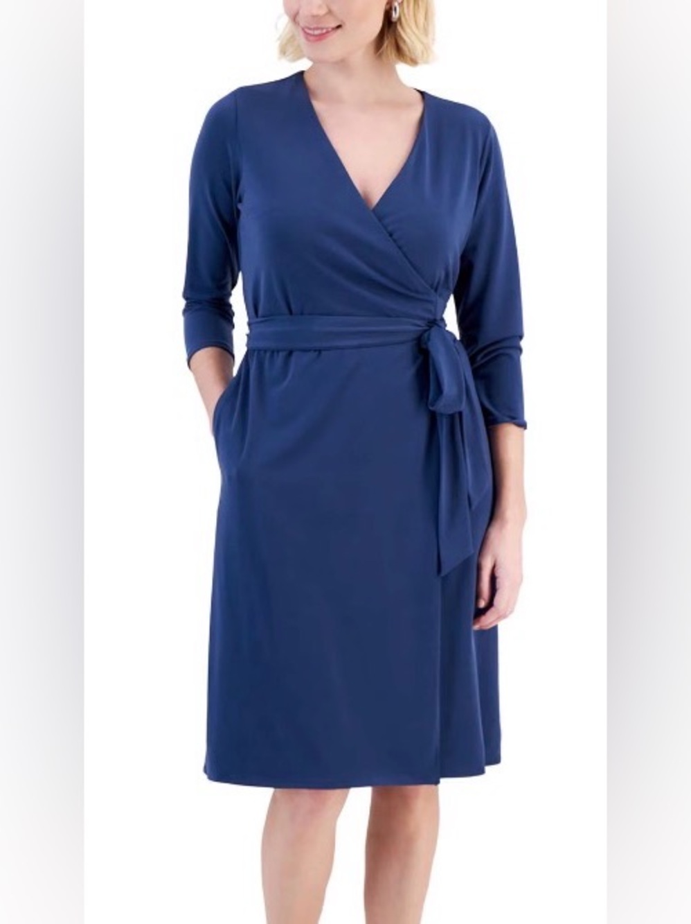 Alfani wrap dress beautiful blue size PXL
With pockets